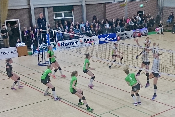 Volleybalsters Coolen Alterno houden finaledroom levend