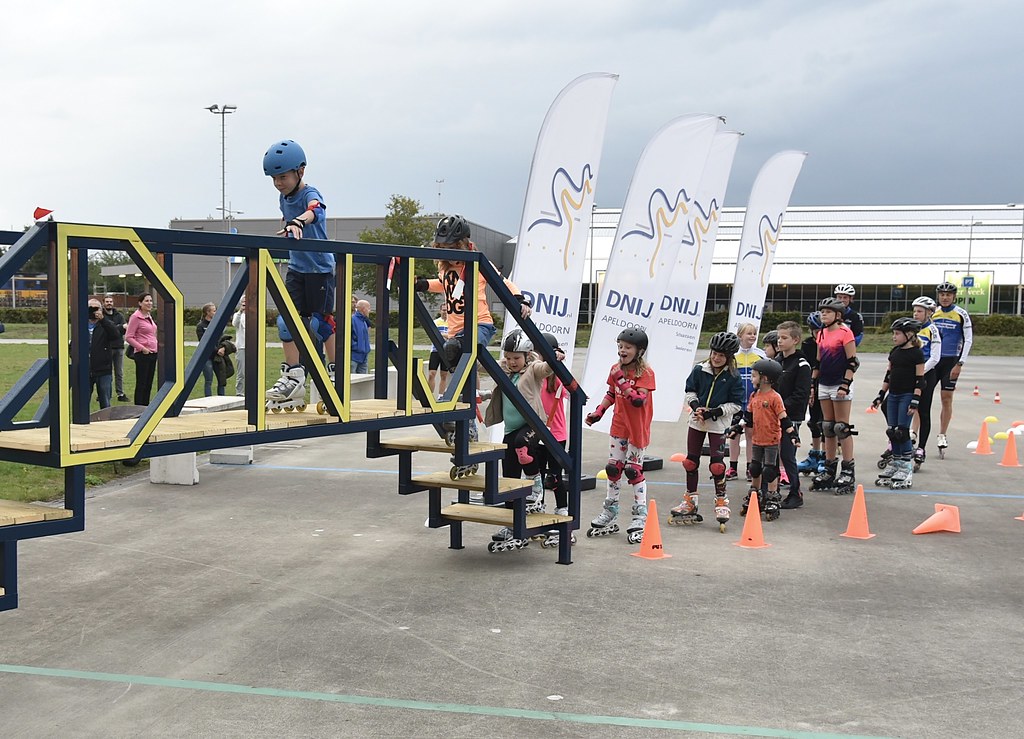 Opening Kinder Elfstedenbrug bij DNIJ