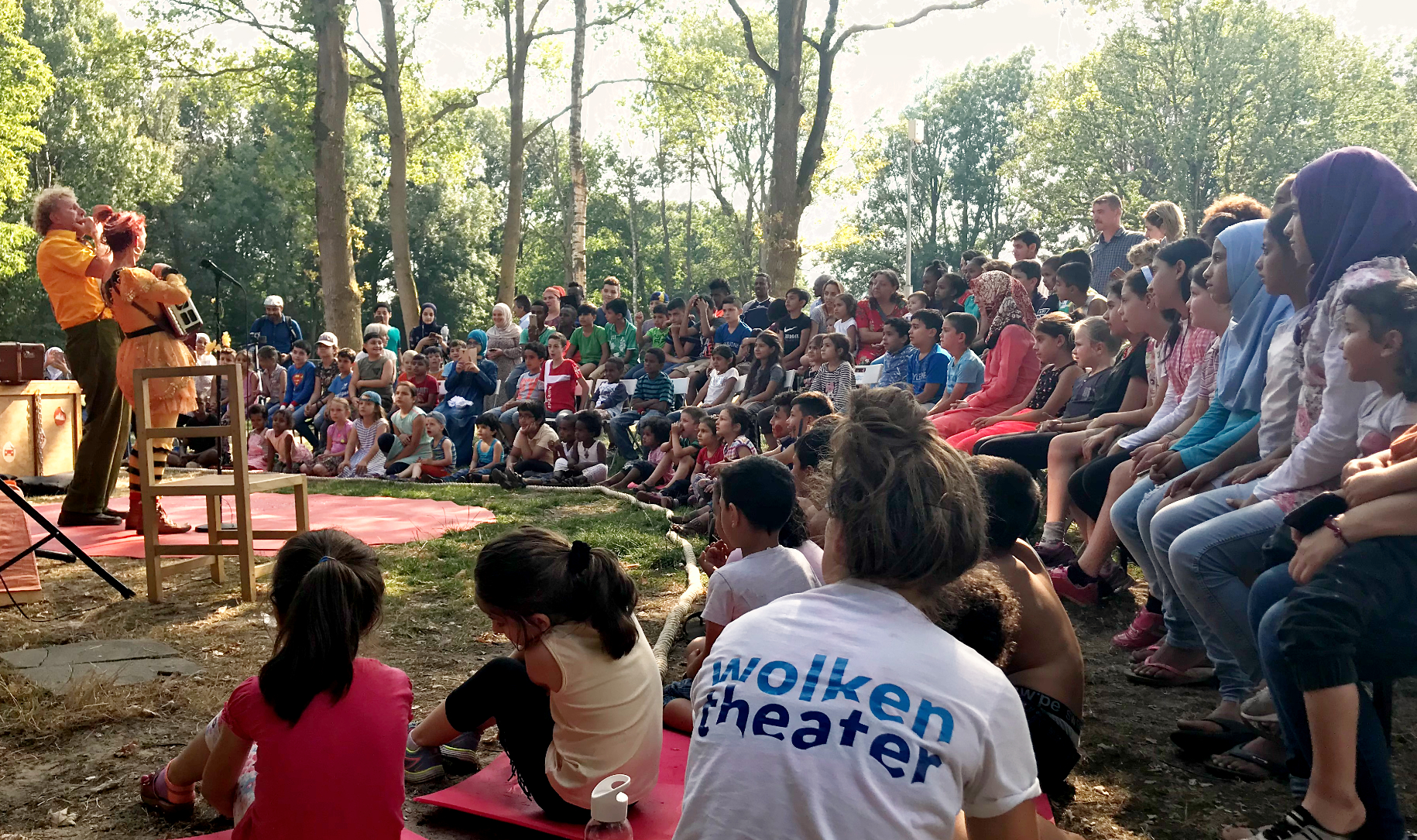 Betoverende circusdag in AZC