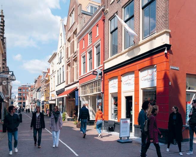 Honderd jaar Moederdag vier je in de Nieuwstraat en T.G. Gibsonstraat