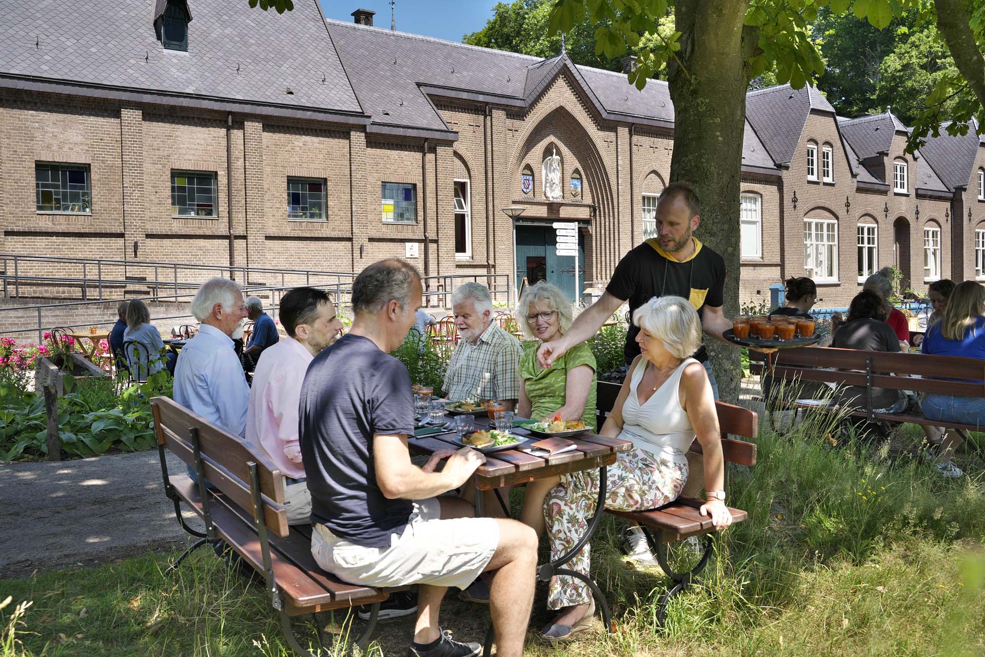 Zomerse Kloostermarkt bij Nieuw Sion