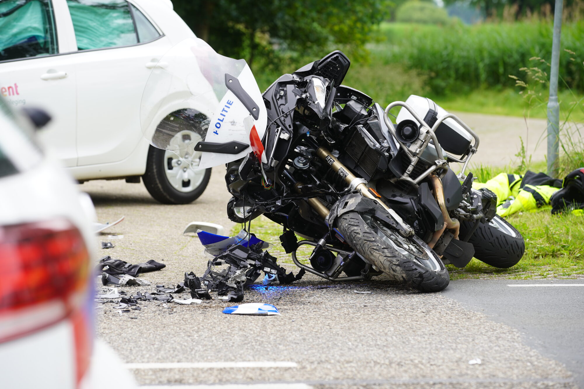 Motoragent gewond bij ongeluk in Raalte