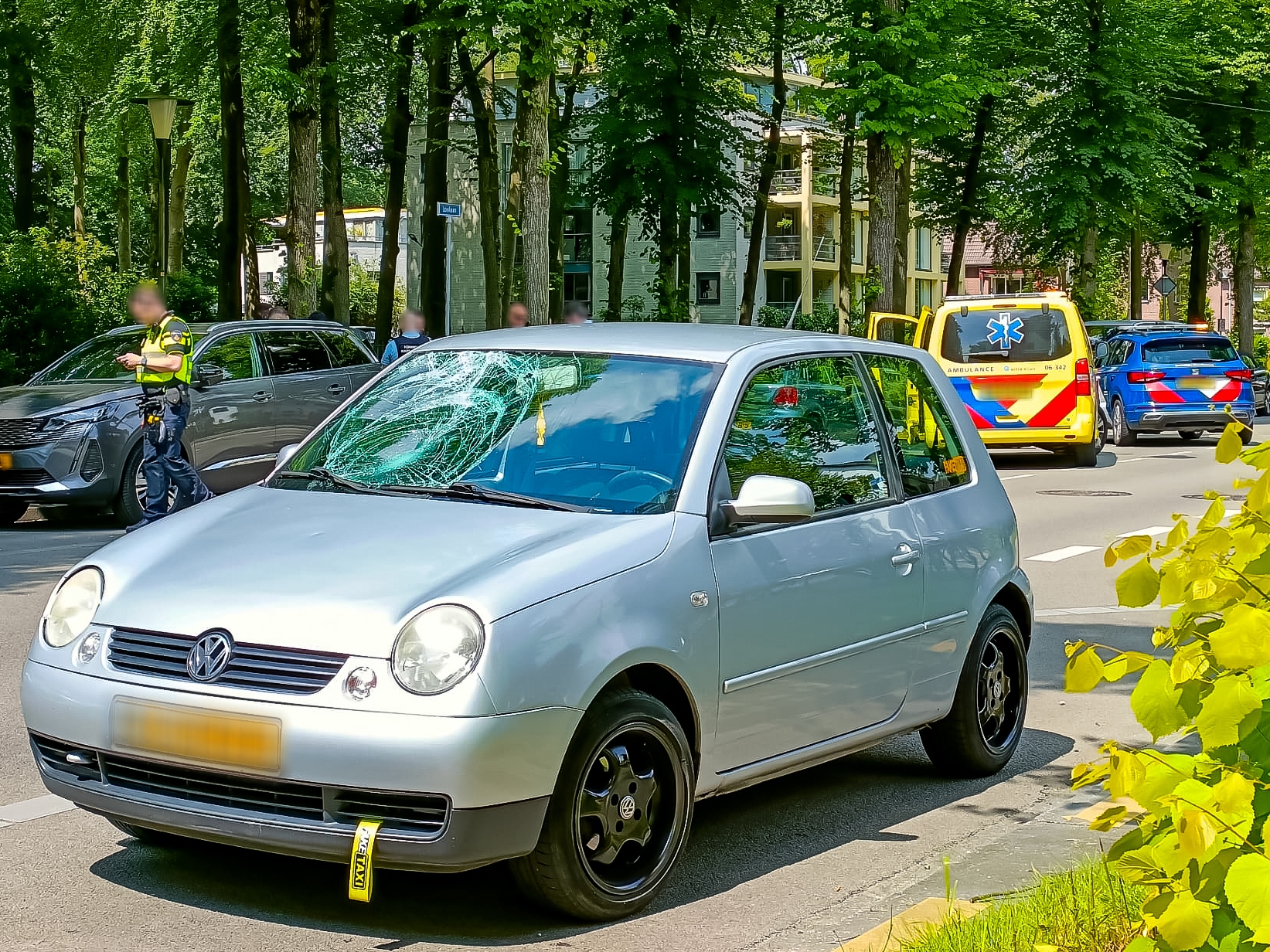 Gewonde bij ongeluk Loolaan Apeldoorn