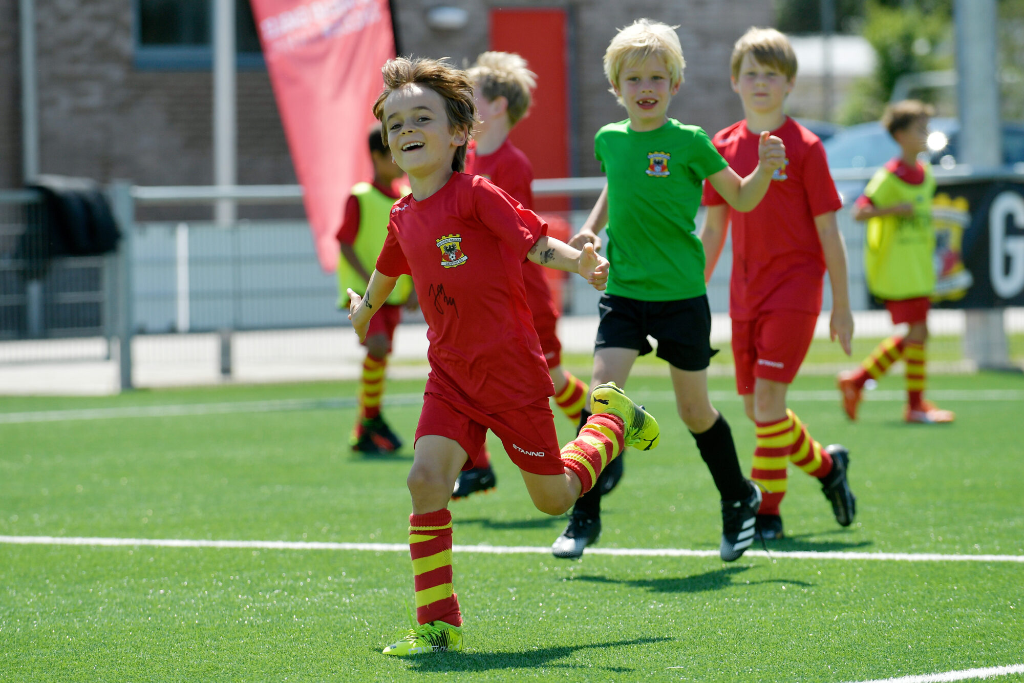 Voetballen bij Go Ahead Eagles in de zomervakantie