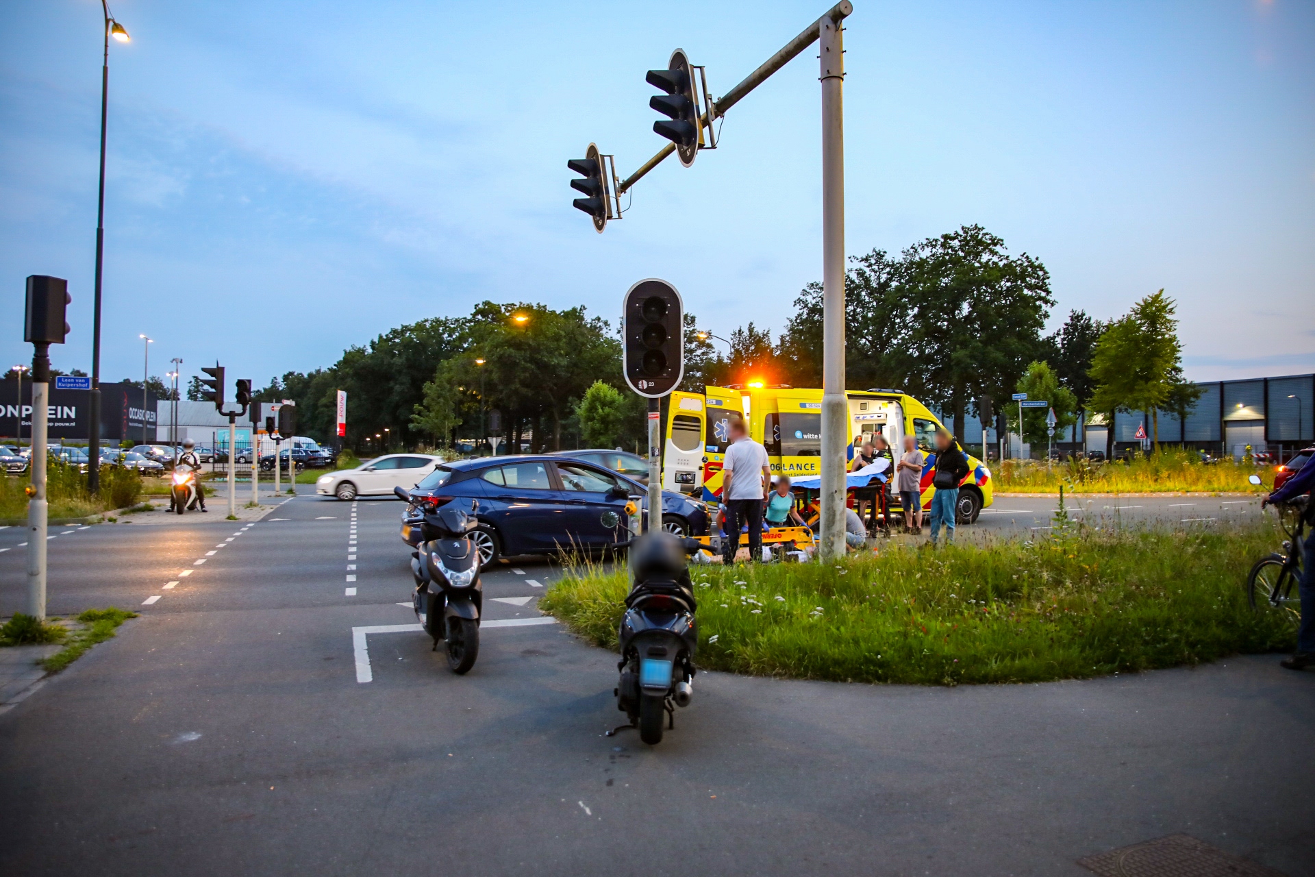 Opmerkelijk voorval in Apeldoorn, vader van aangereden dochter wordt aangehouden in het ziekenhuis voor rijden onder invloed