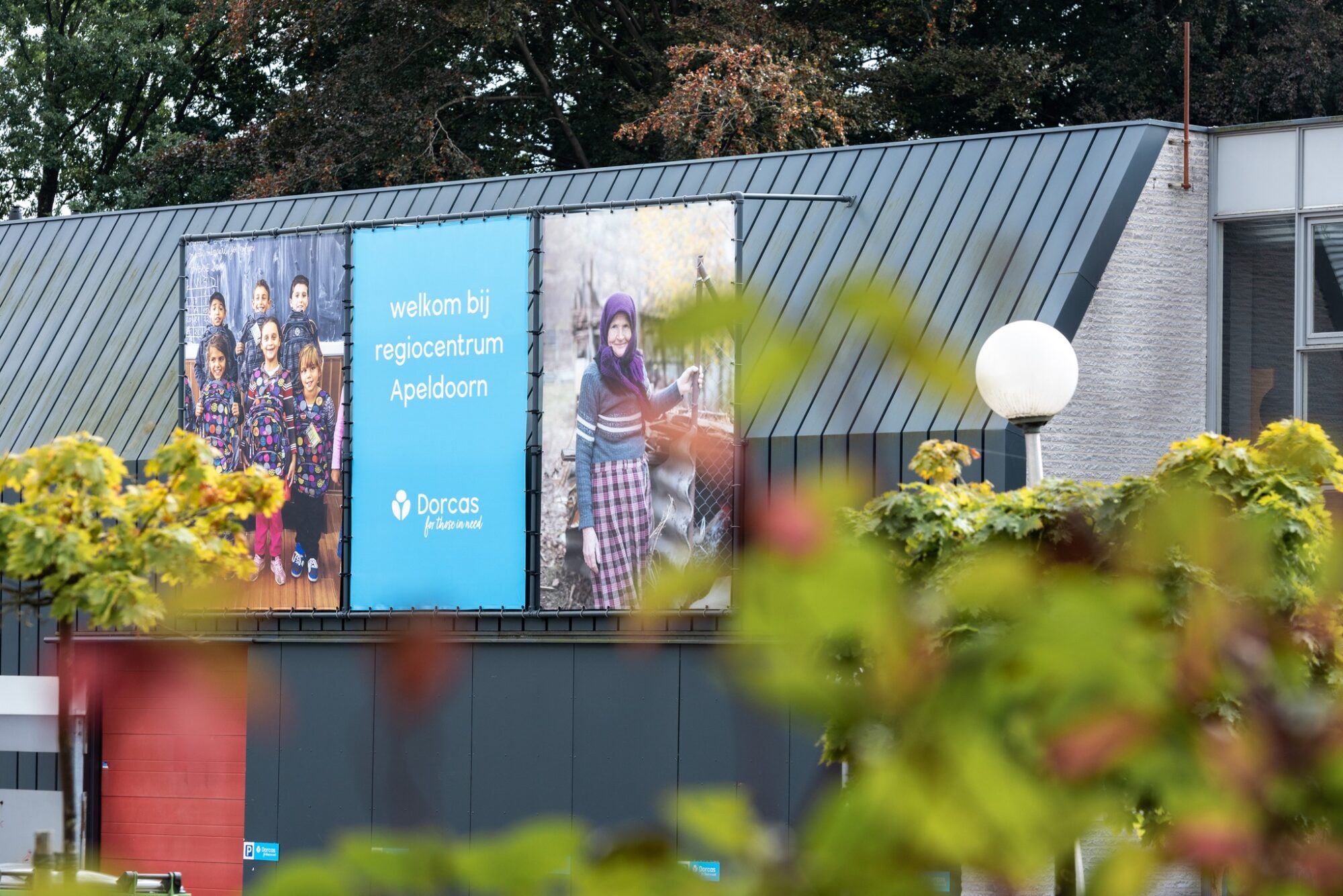 Dorcas Kringloopwinkel Apeldoorn viert vijfjarig bestaan