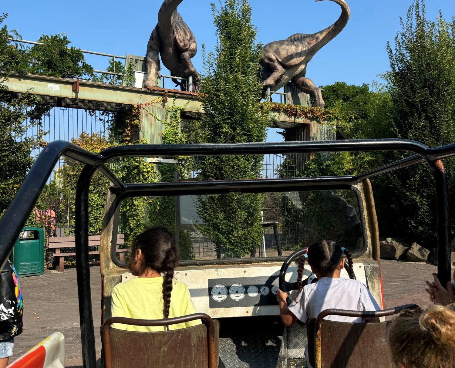 Een stralende dag in Dinoland voor Zwolse gezinnen met een beperkt inkomen