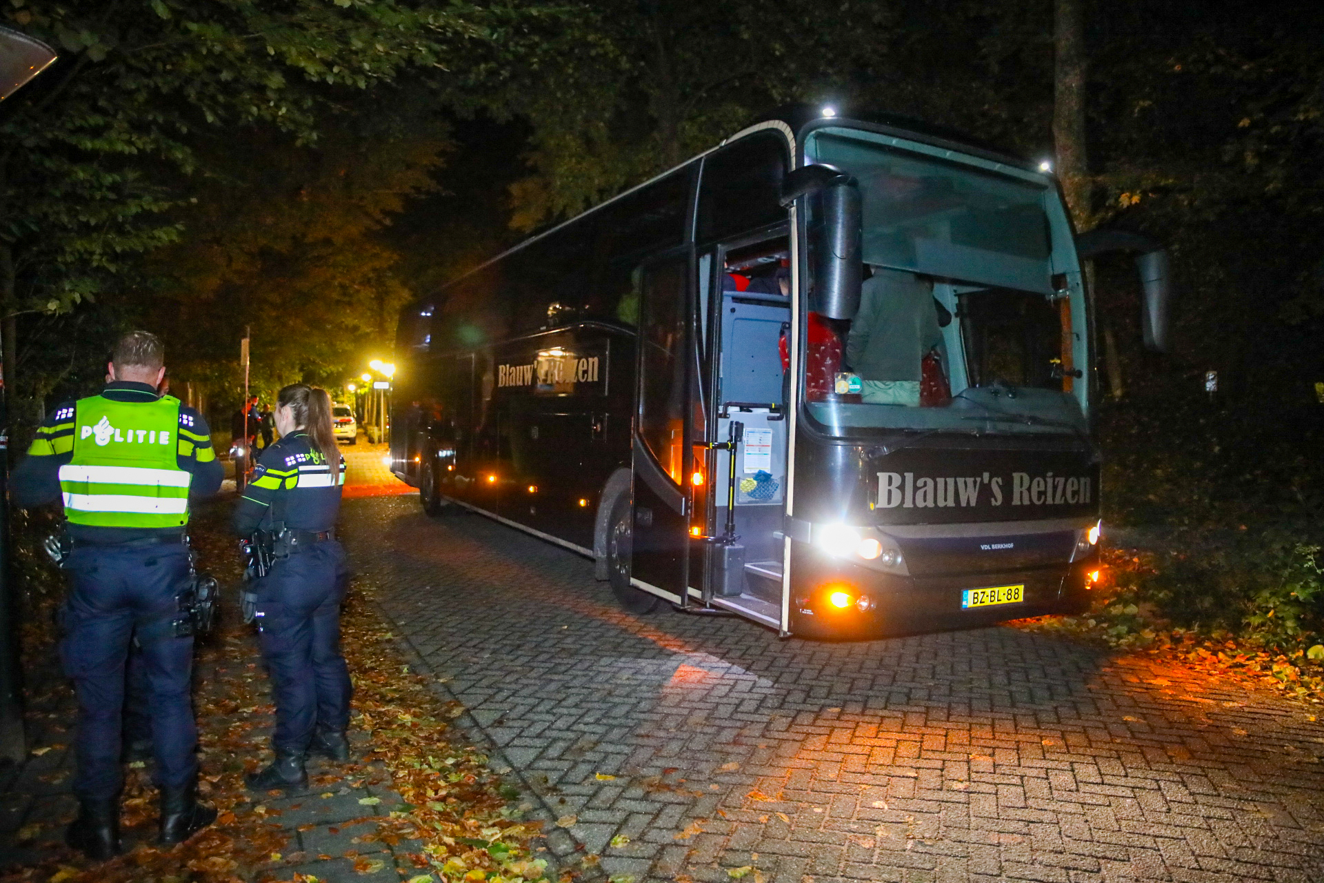 Eerste asielzoekers in noodopvang Ugchelen