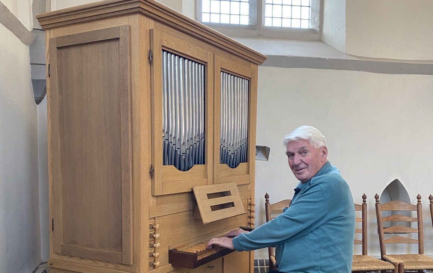 Uniek jubileum van organist in Almen