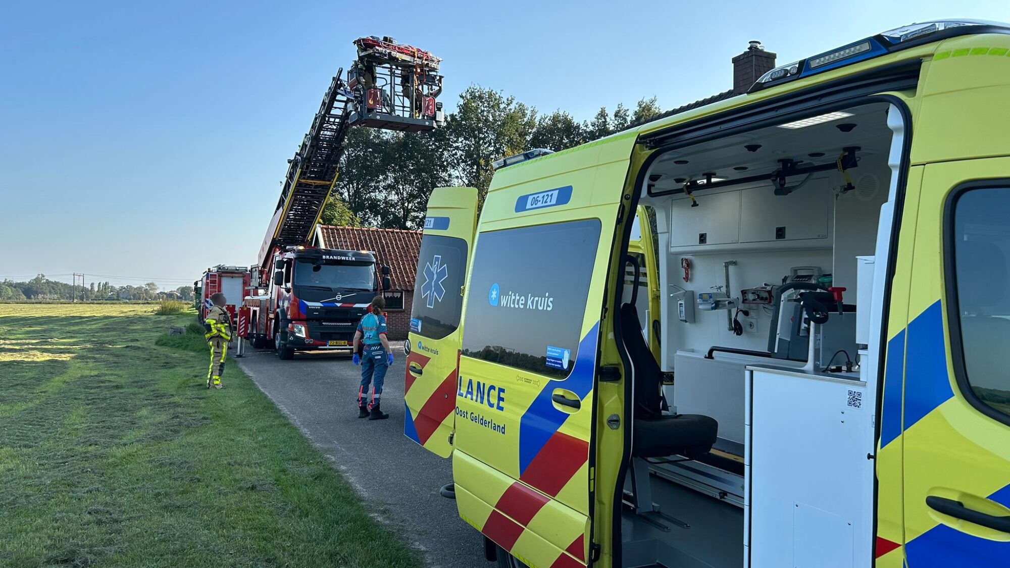 Ambulancebroeders staan klaar in nieuwjaarsnacht én altijd